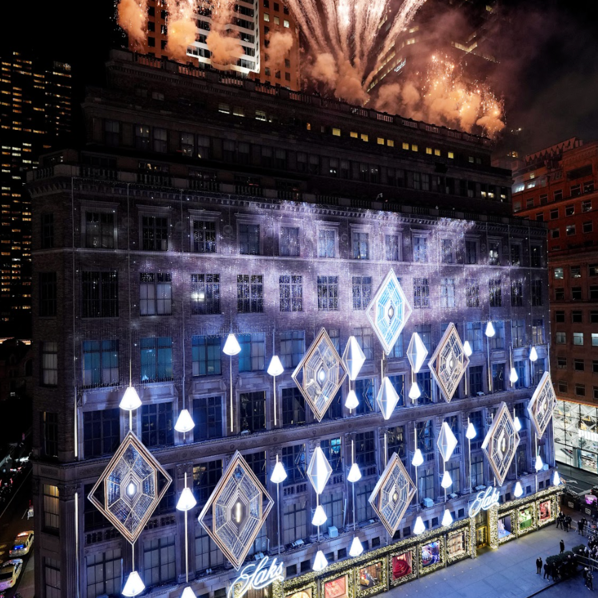 Saks Fifth Avenue Holiday Light Show